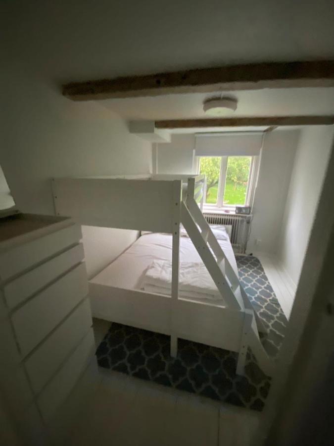 Mysig Stuga Naera Aestad Vingard & Spa Eksteriør billede